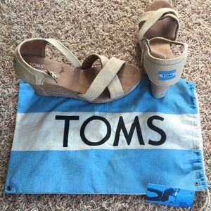 Toms Wedge Sandals